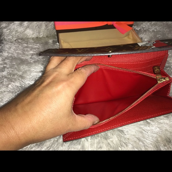 Louis Vuitton limited edition sarah wallet - Picture 8 of 8